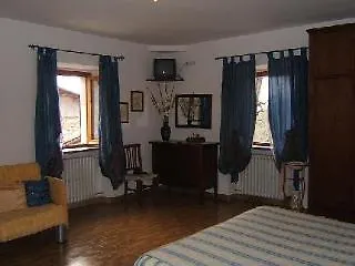 팜스테이 Casale Le Burgne